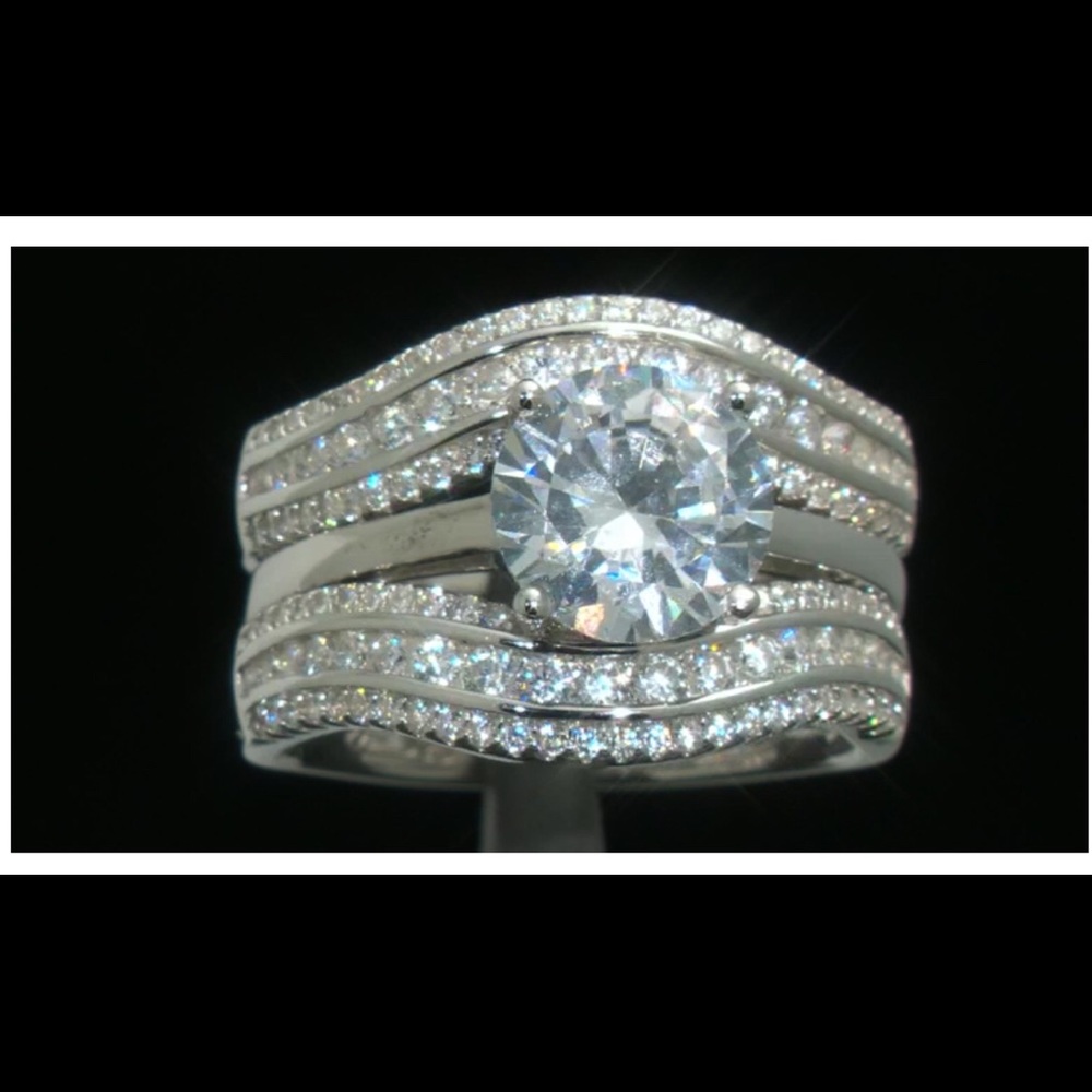 5.65 ctw lady’s ring set